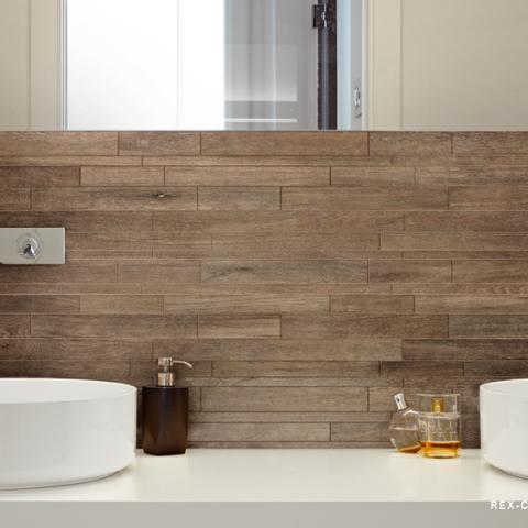 BROWN OAK