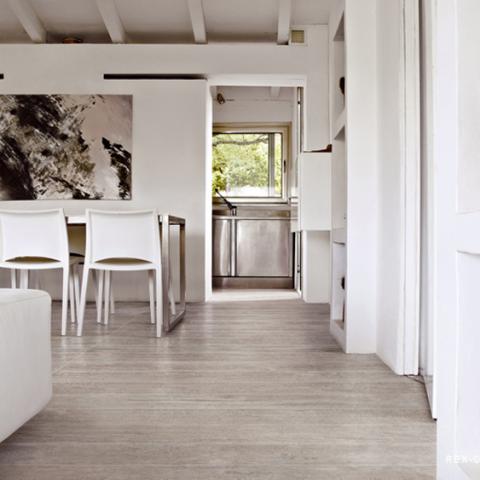 GRAY OAK